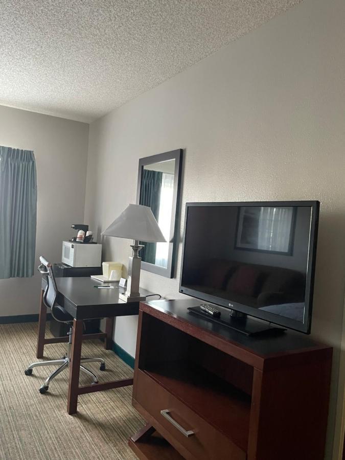 Quality Inn Denver Tech Center Centennial Bagian luar foto